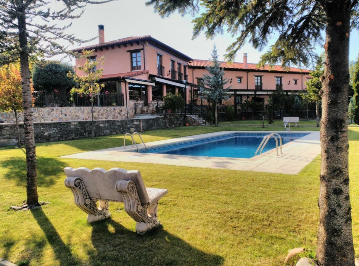 Palacio Del Conde De Rebolledo Villaviciosa de la Ribera Exterior photo